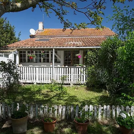Original And Quiet House Near Arles, Camargue *